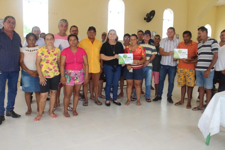 Agricultores de baixa renda de Ibaretama serão beneficiados com duas mil horas de trator gratuitamente